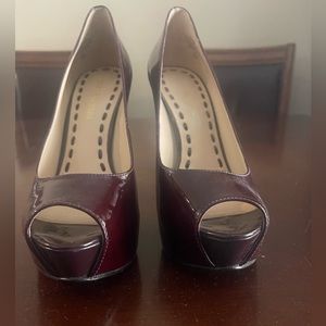 Enzo-Angiolini-Patent-Leather Burgundy Peep-Toe Pumps size 7.5